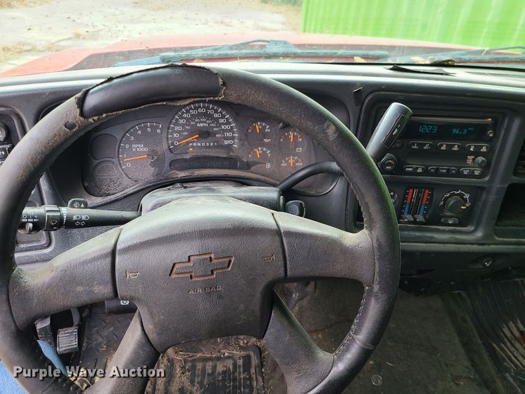 image for item JW9912 2006 Chevrolet Silverado 1500  Crew Cab pickup truck