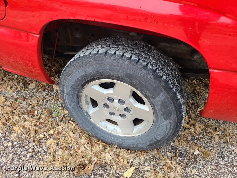 image for item JW9912 2006 Chevrolet Silverado 1500  Crew Cab pickup truck