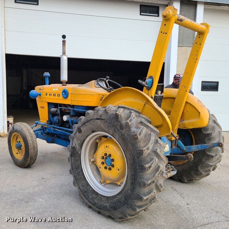 image for item JW9914 Ford 3400  tractor