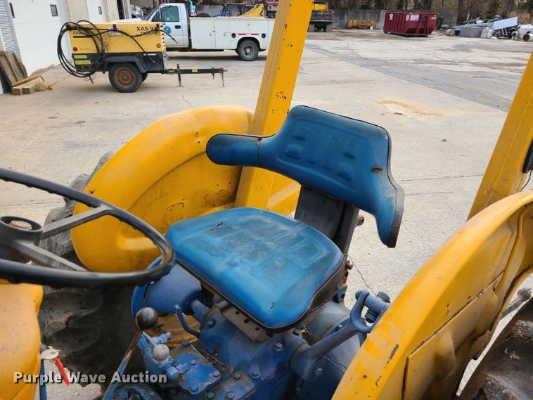 image for item JW9914 Ford 3400  tractor