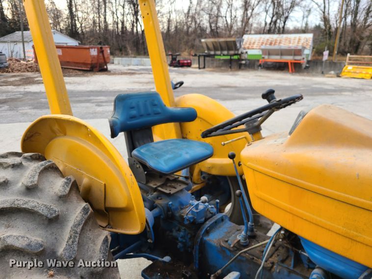 image for item JW9914 Ford 3400  tractor