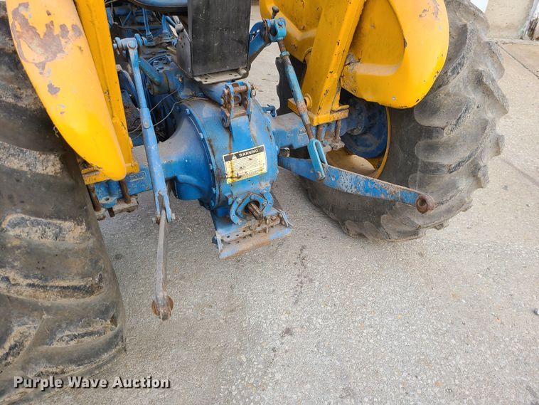 image for item JW9914 Ford 3400  tractor