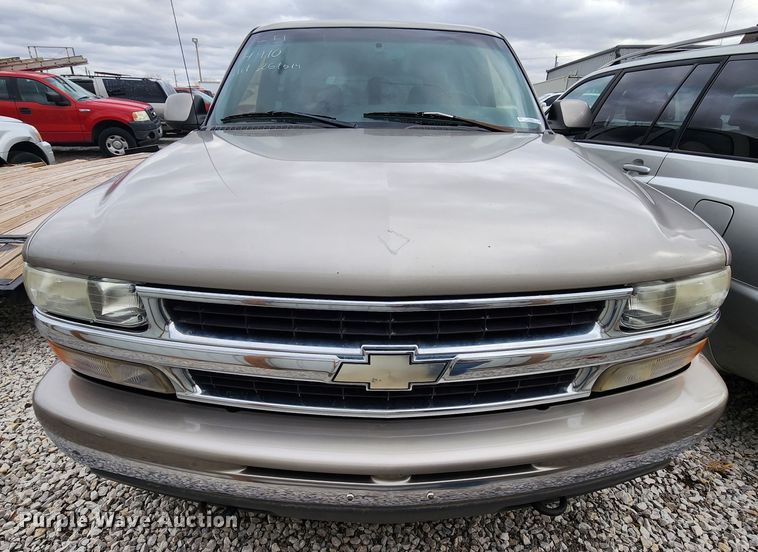 image for item JW9920 2000 Chevrolet Tahoe  SUV