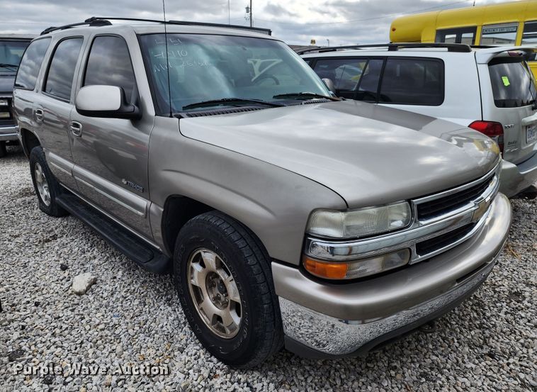 image for item JW9920 2000 Chevrolet Tahoe  SUV