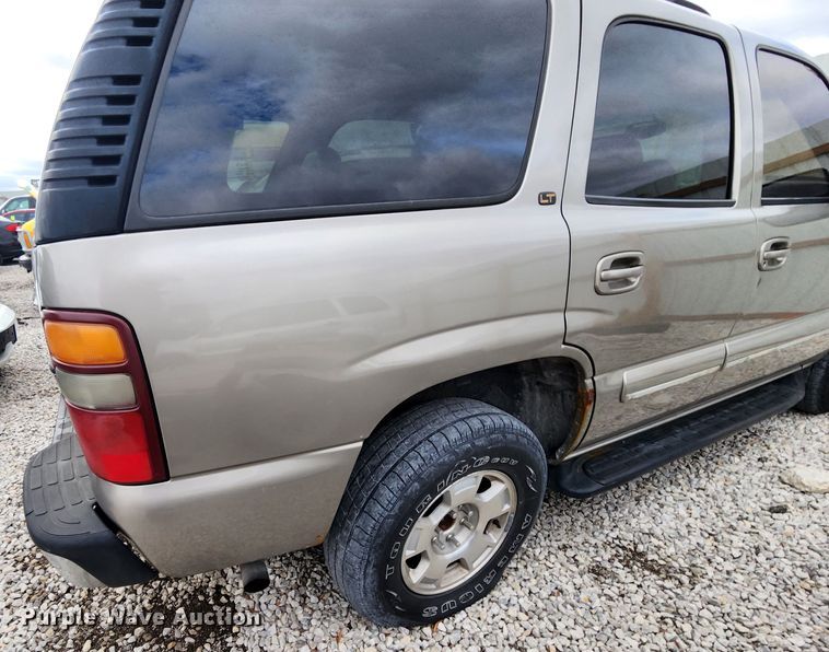 image for item JW9920 2000 Chevrolet Tahoe  SUV
