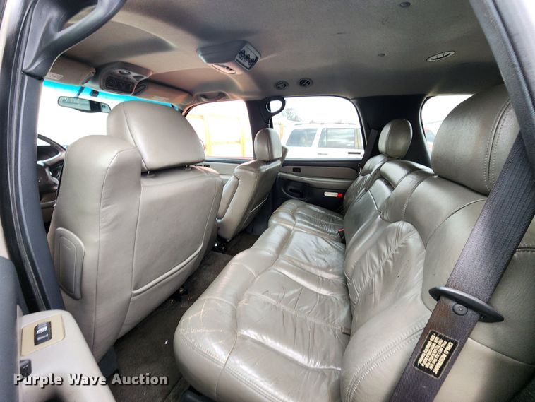 image for item JW9920 2000 Chevrolet Tahoe  SUV