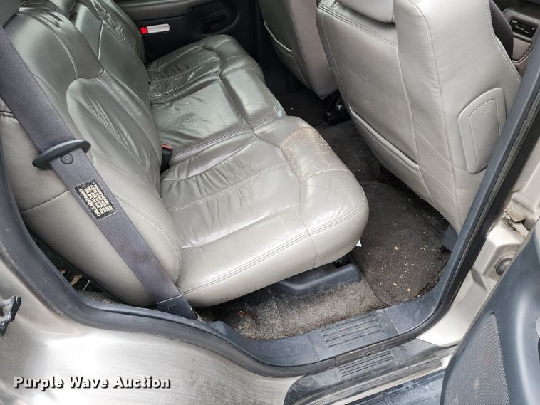 image for item JW9920 2000 Chevrolet Tahoe  SUV