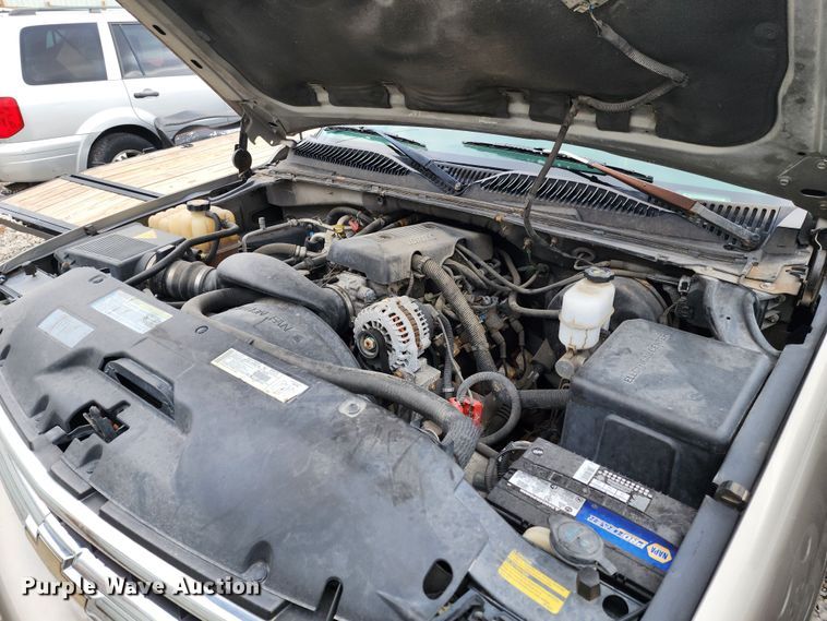 image for item JW9920 2000 Chevrolet Tahoe  SUV