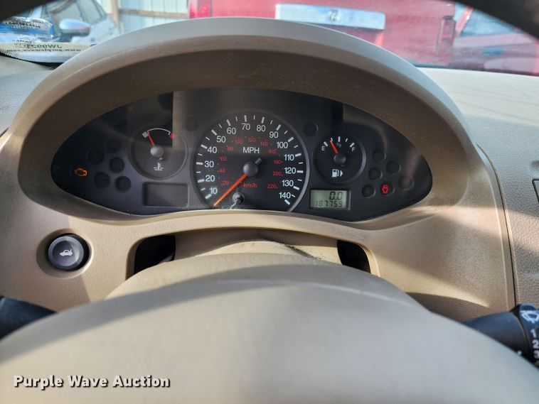 image for item JW9921 2005 Ford Focus ZX4 SE