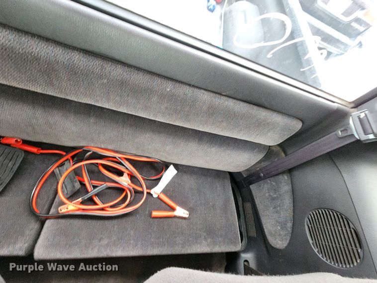 image for item JW9922 2000 Dodge Dakota  Club Cab pickup truck