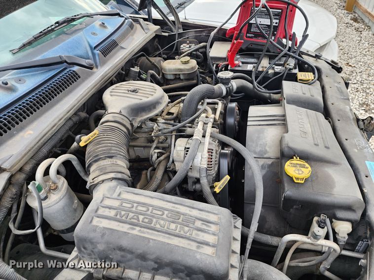 image for item JW9922 2000 Dodge Dakota  Club Cab pickup truck