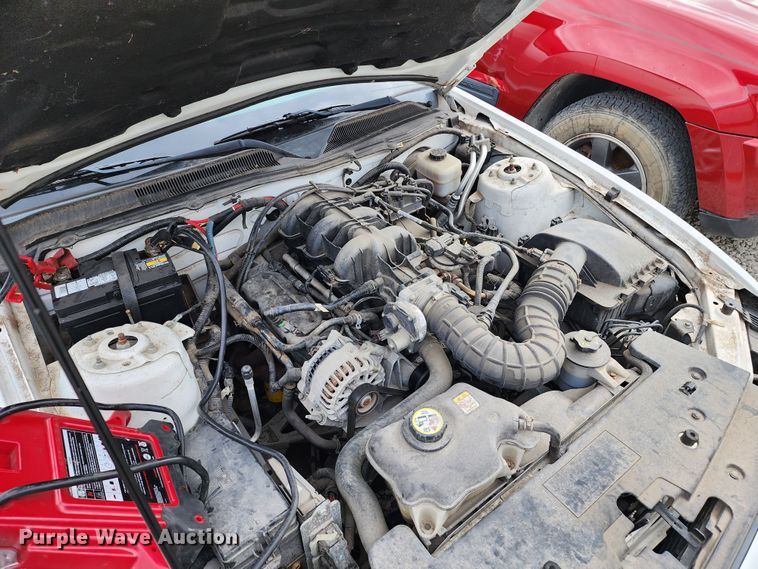 image for item JW9923 2008 Ford Mustang  convertible