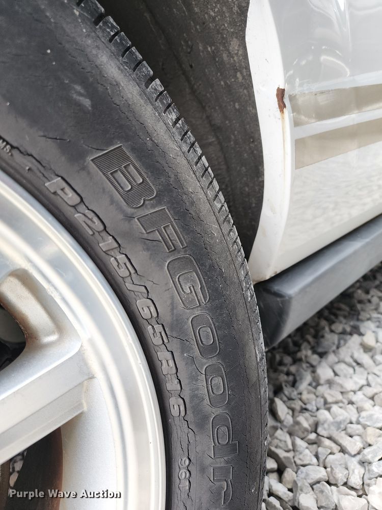 image for item JW9923 2008 Ford Mustang  convertible