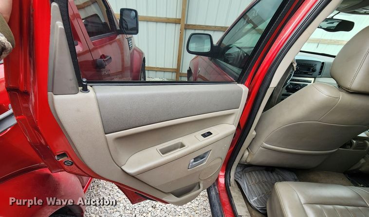 image for item JW9924 2005 Jeep Grand Cherokee Laredo  SUV