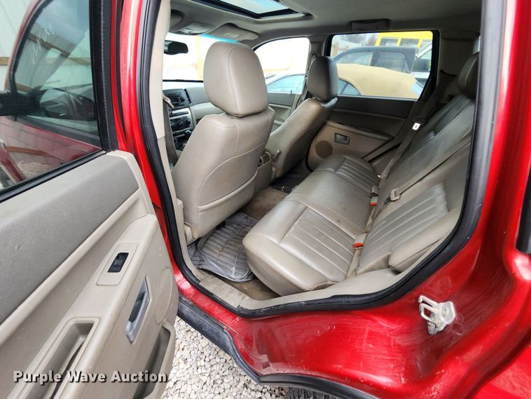 image for item JW9924 2005 Jeep Grand Cherokee Laredo  SUV