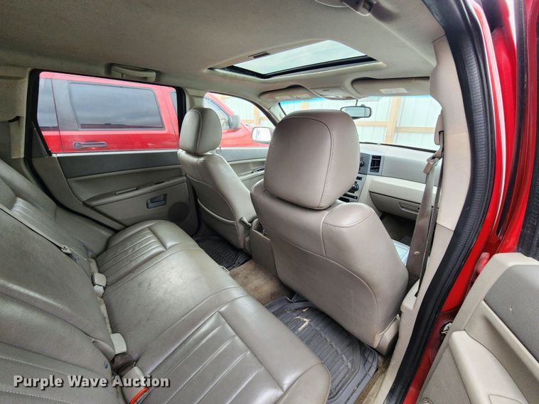 image for item JW9924 2005 Jeep Grand Cherokee Laredo  SUV