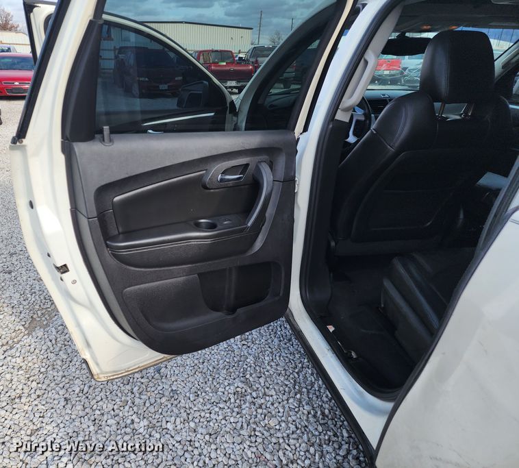 image for item JW9927 2012 Chevrolet Traverse  SUV