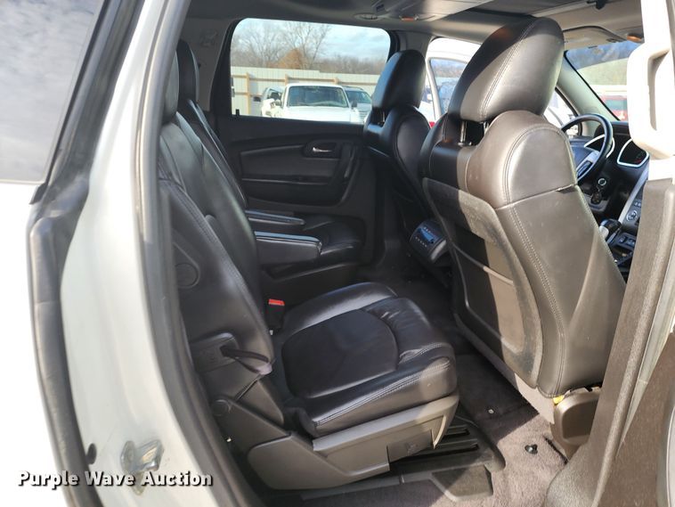 image for item JW9927 2012 Chevrolet Traverse  SUV