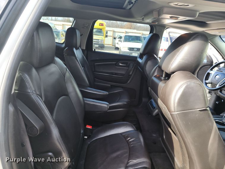 image for item JW9927 2012 Chevrolet Traverse  SUV