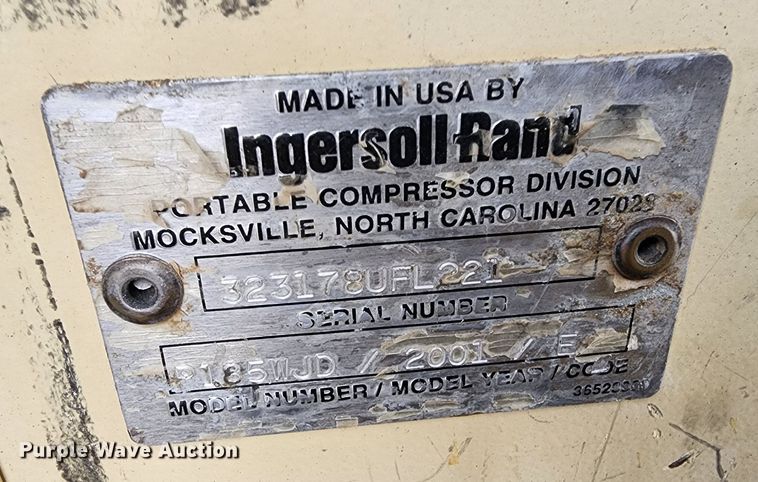 image for item JW9931 2001 Ingersoll Rand P185  air compressor
