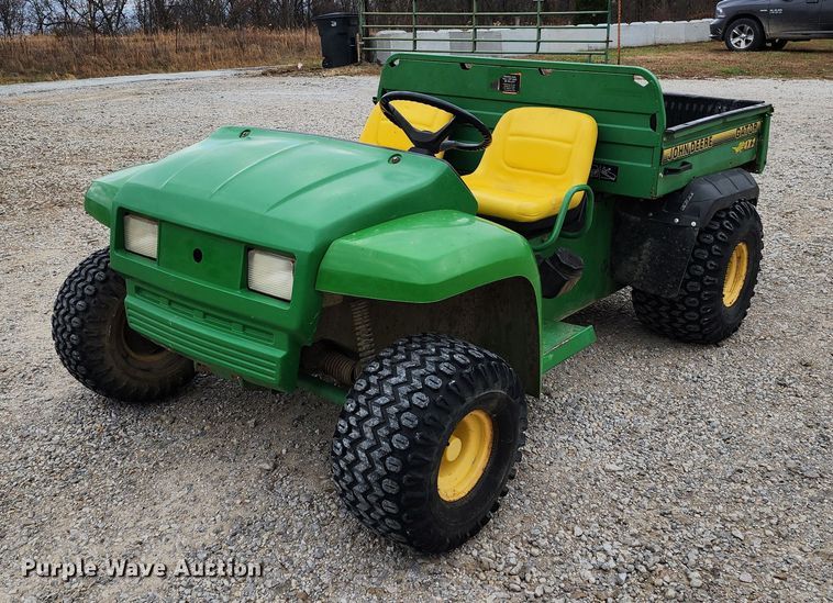 John Deere Gator 4x2 utility vehicle in Warrensburg, MO Item JW9936