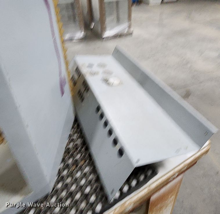 image for item JW9940 2002 Weeke Optimat BHC 550  CNC router