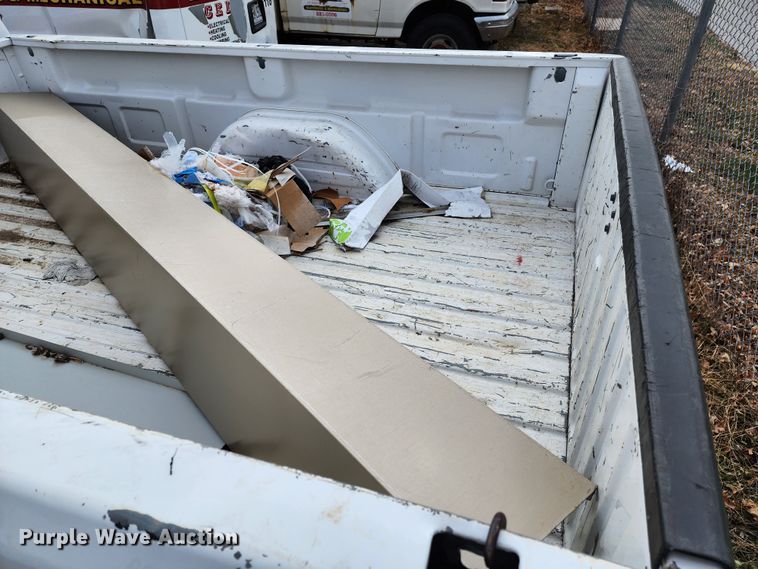 image for item JW9942 2006 Chevrolet Silverado 1500  pickup truck