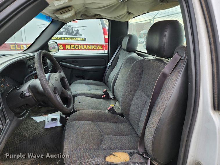 image for item JW9942 2006 Chevrolet Silverado 1500  pickup truck