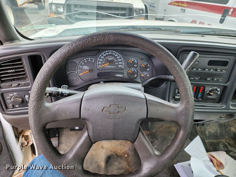 image for item JW9942 2006 Chevrolet Silverado 1500  pickup truck