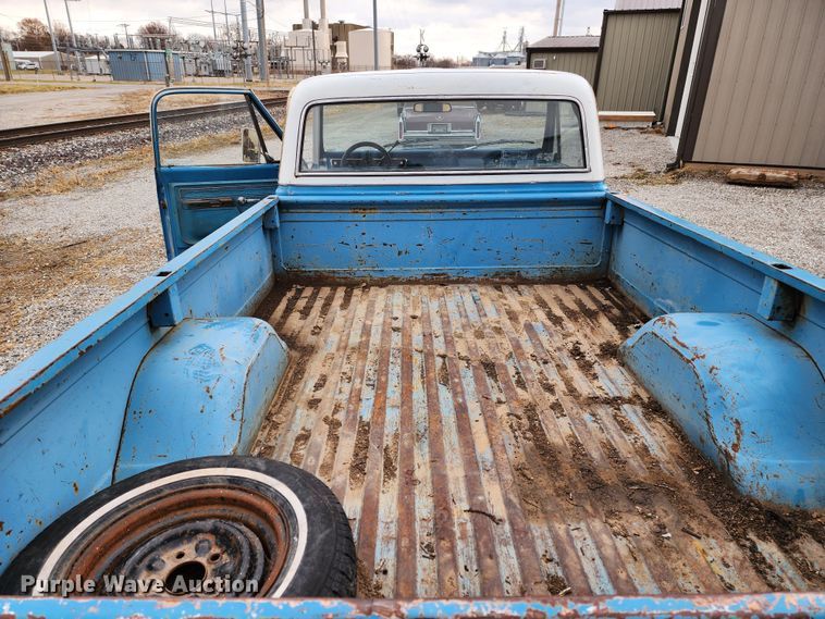 image for item JW9956 1972 Chevrolet C10  pickup truck