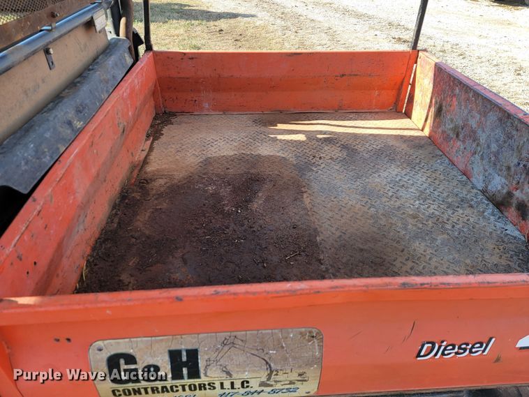 image for item KB9938 Kubota RTV900  utility vehicle