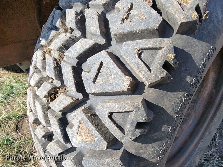 image for item KB9938 Kubota RTV900  utility vehicle