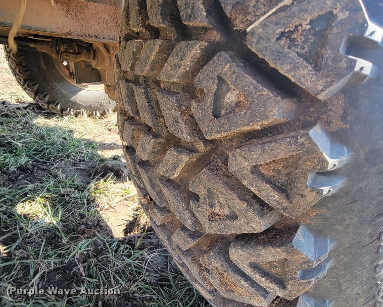 image for item KB9938 Kubota RTV900  utility vehicle