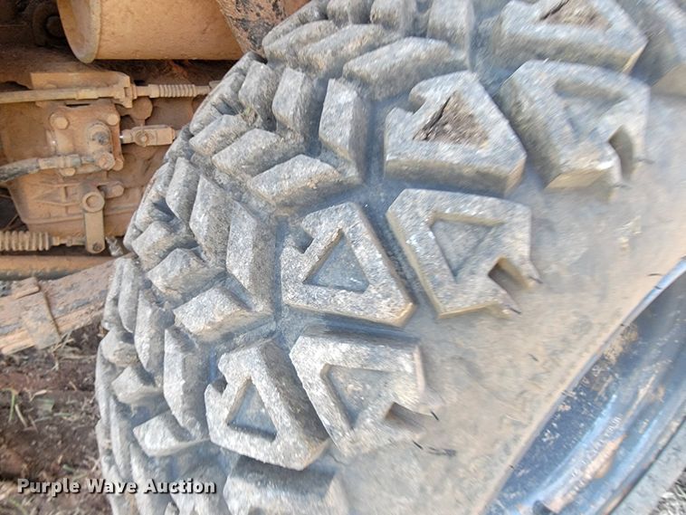 image for item KB9938 Kubota RTV900  utility vehicle