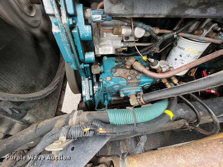 image for item KF9728 1998 International 4900  refuse truck