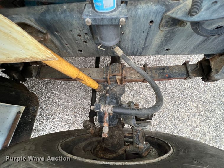 image for item KF9728 1998 International 4900  refuse truck