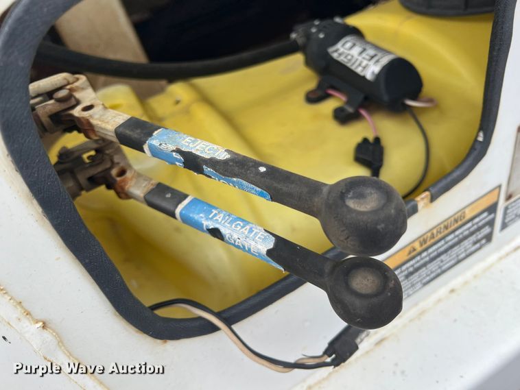 image for item KF9728 1998 International 4900  refuse truck