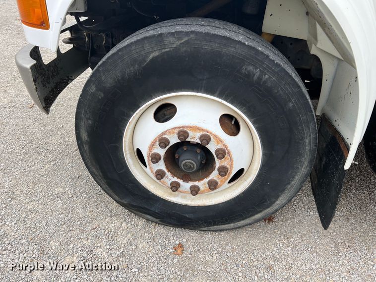 image for item KF9728 1998 International 4900  refuse truck