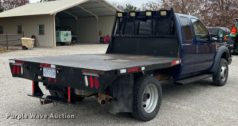 image for item KF9729 2010 Ford F550 Super Duty  SuperCab flatbed truck