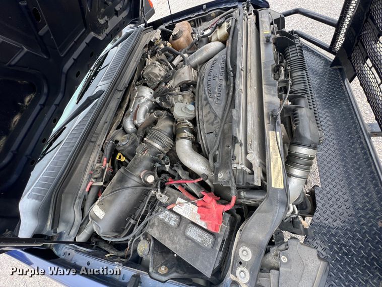 image for item KF9729 2010 Ford F550 Super Duty  SuperCab flatbed truck