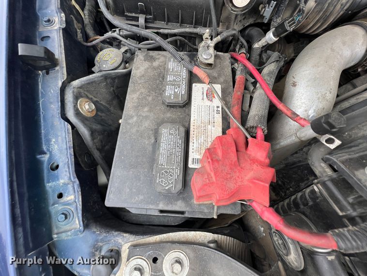 image for item KF9729 2010 Ford F550 Super Duty  SuperCab flatbed truck