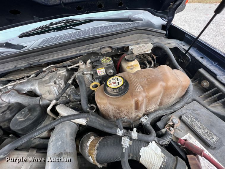 image for item KF9729 2010 Ford F550 Super Duty  SuperCab flatbed truck