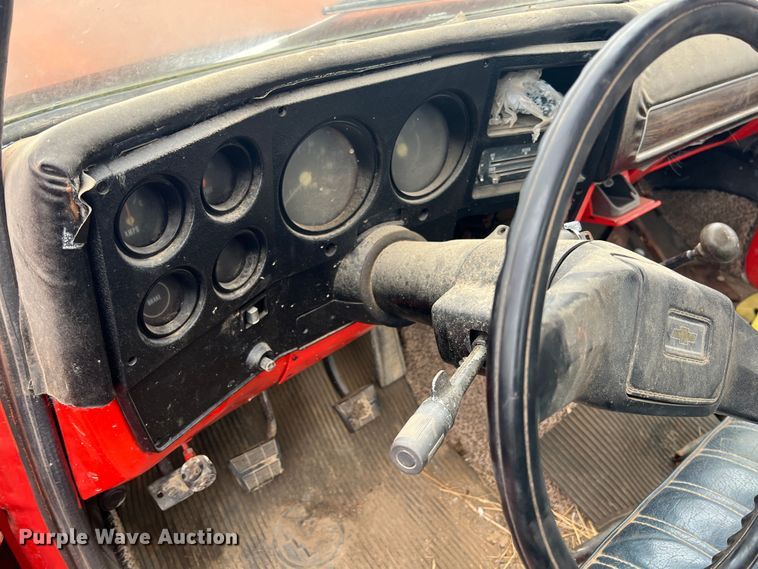 image for item KF9768 1974 Chevrolet C10  dump flatbed pickup truck