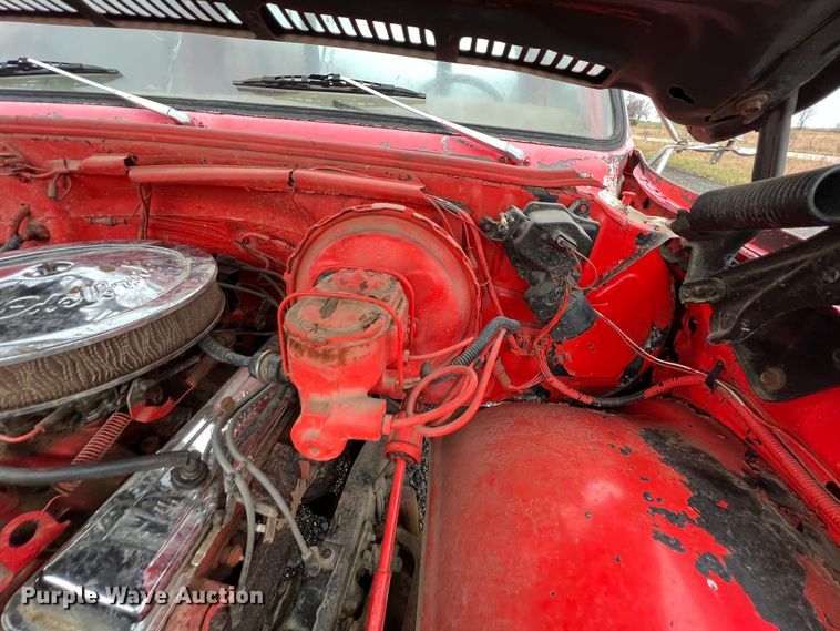 image for item KF9768 1974 Chevrolet C10  dump flatbed pickup truck