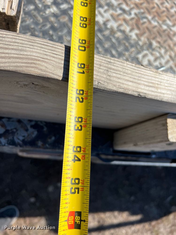 image for item KF9865 2006 Ford F450 Super Duty XL  flatbed truck