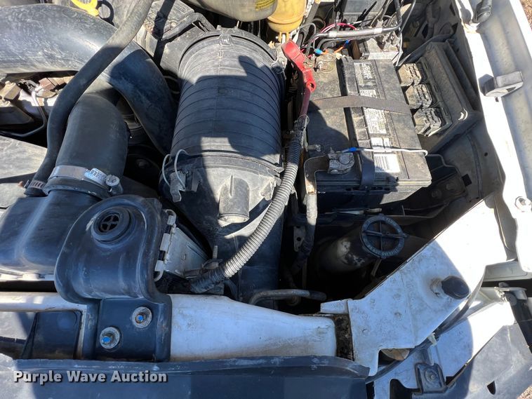 image for item KF9865 2006 Ford F450 Super Duty XL  flatbed truck