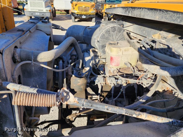 image for item KH9193 1999 Blue Bird  school bus