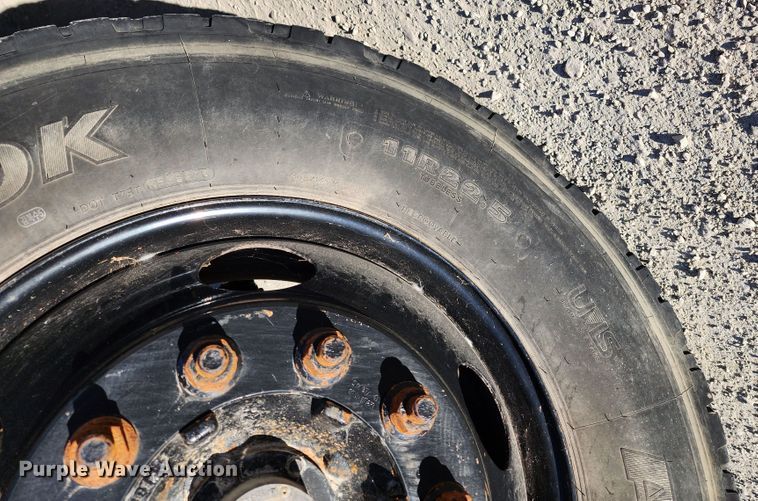 image for item KH9193 1999 Blue Bird  school bus