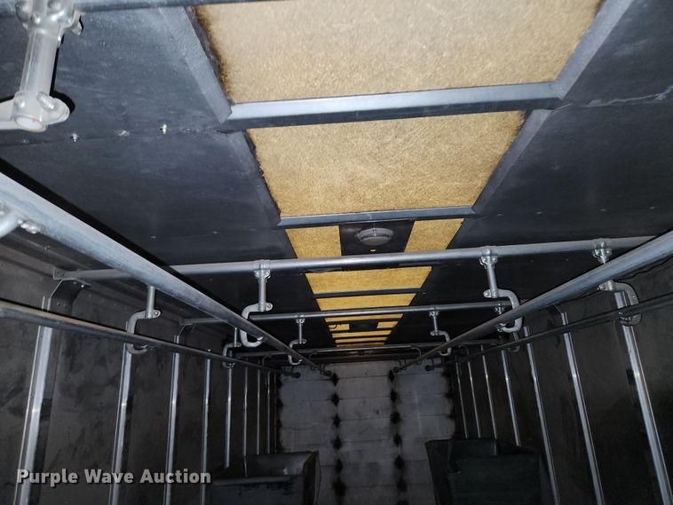 image for item KT9537 2004 Freightliner MT45  delivery truck