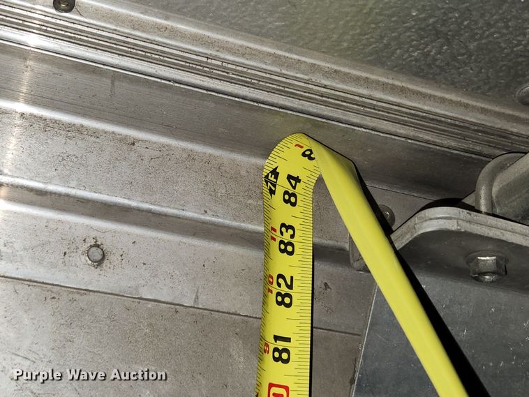 image for item KT9537 2004 Freightliner MT45  delivery truck